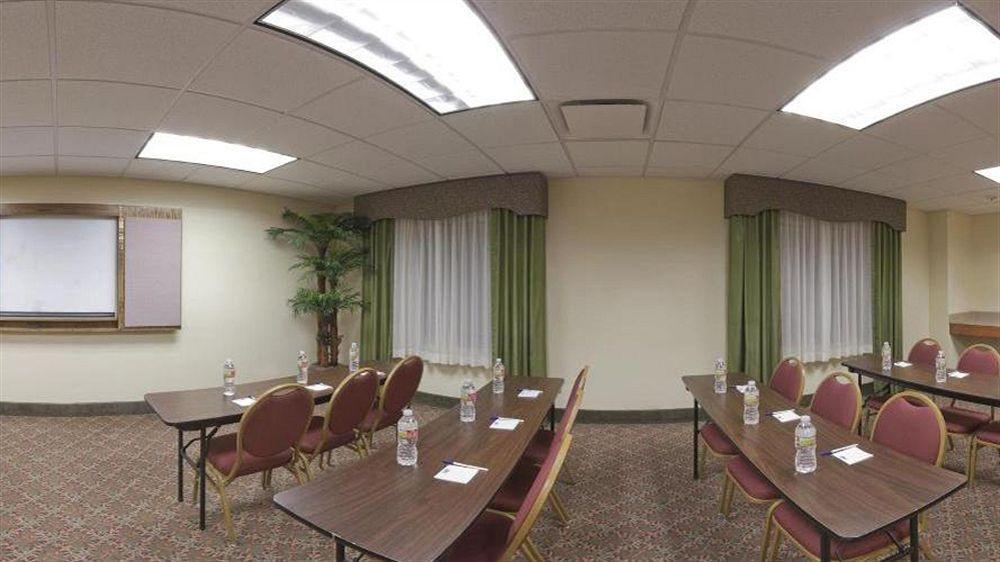 Holiday Inn Express & Suites - Pharr By Ihg Екстериор снимка