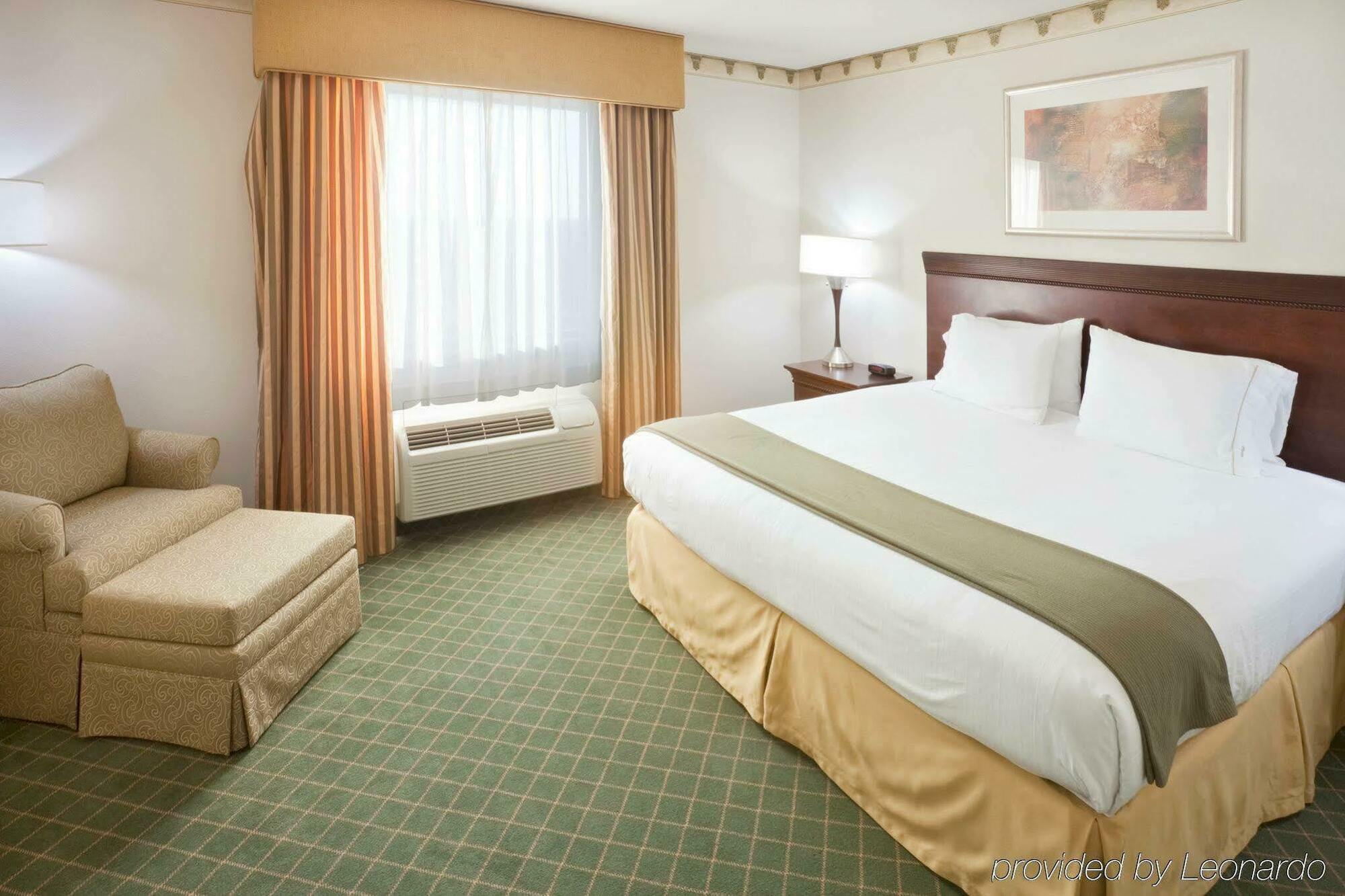 Holiday Inn Express & Suites - Pharr By Ihg Екстериор снимка