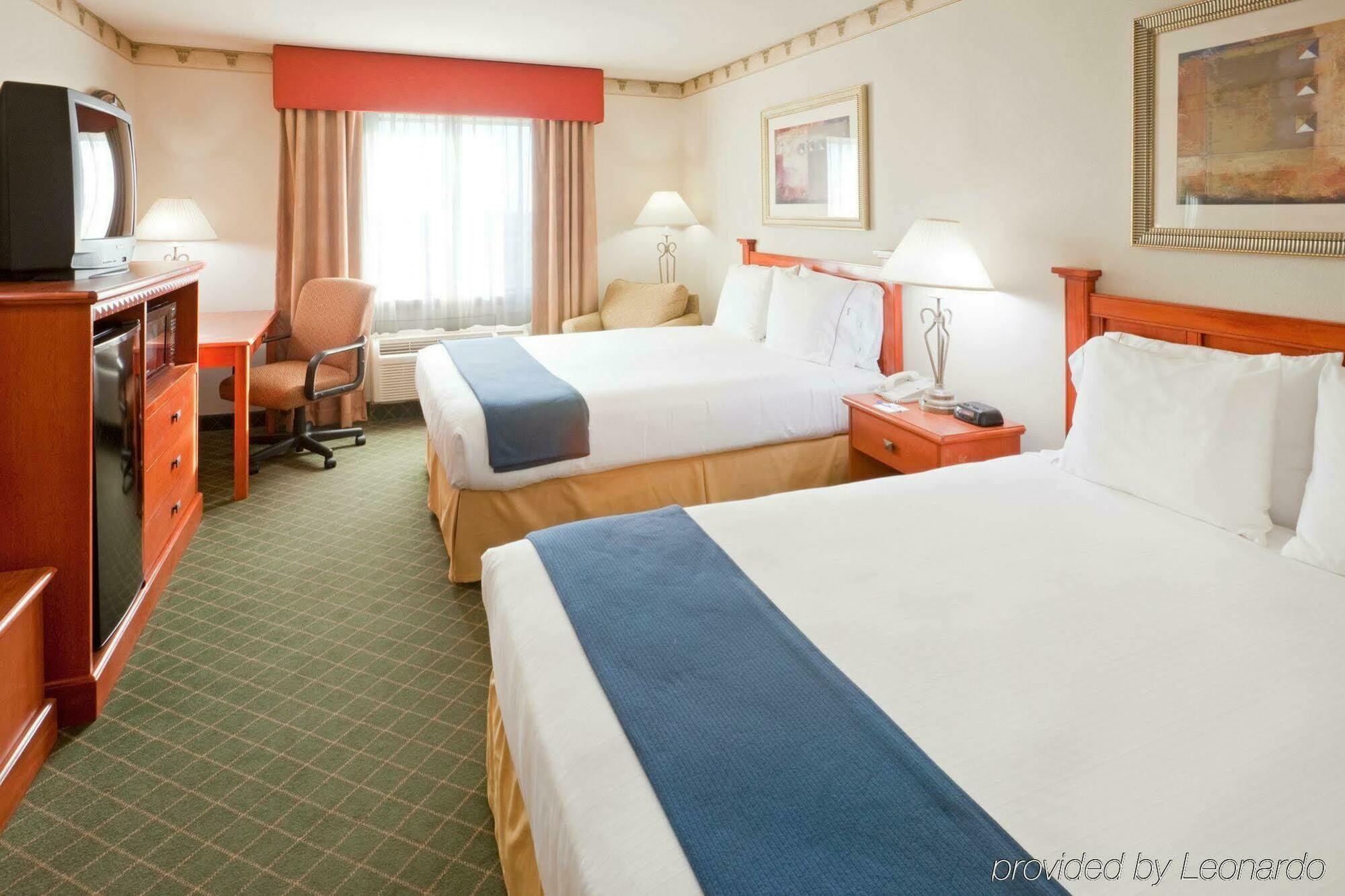 Holiday Inn Express & Suites - Pharr By Ihg Екстериор снимка
