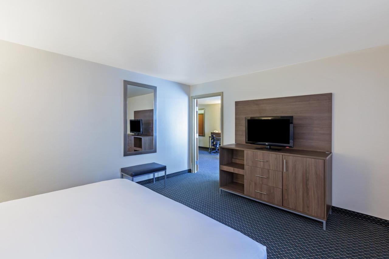 Holiday Inn Express & Suites - Pharr By Ihg Екстериор снимка