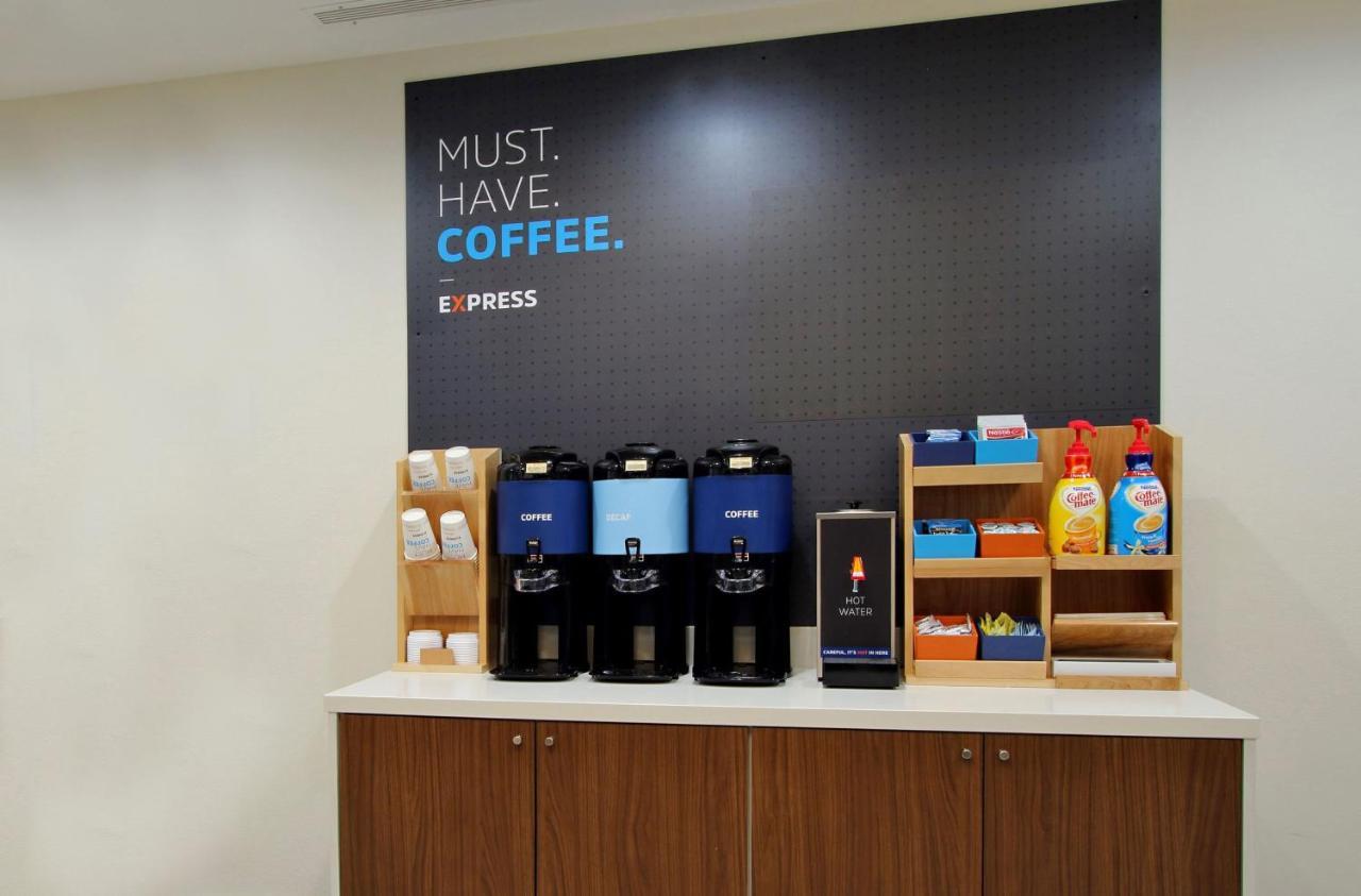 Holiday Inn Express & Suites - Pharr By Ihg Екстериор снимка